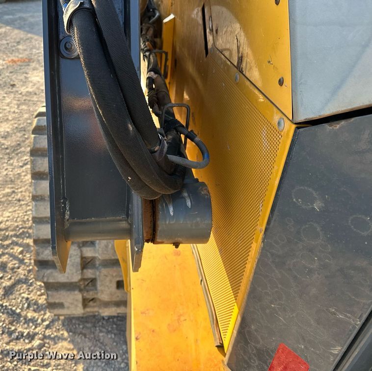 image for item EJ4894 2020 John Deere 333G tracked skid steer loader