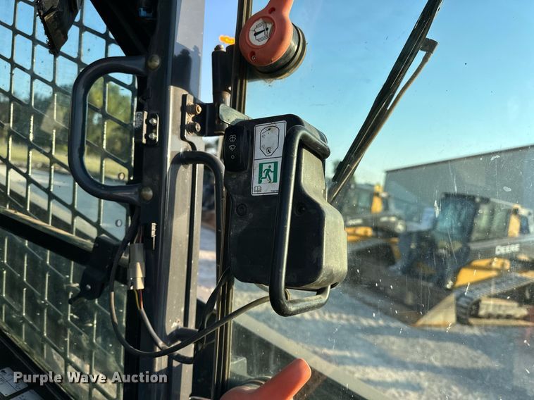 image for item EJ4894 2020 John Deere 333G tracked skid steer loader