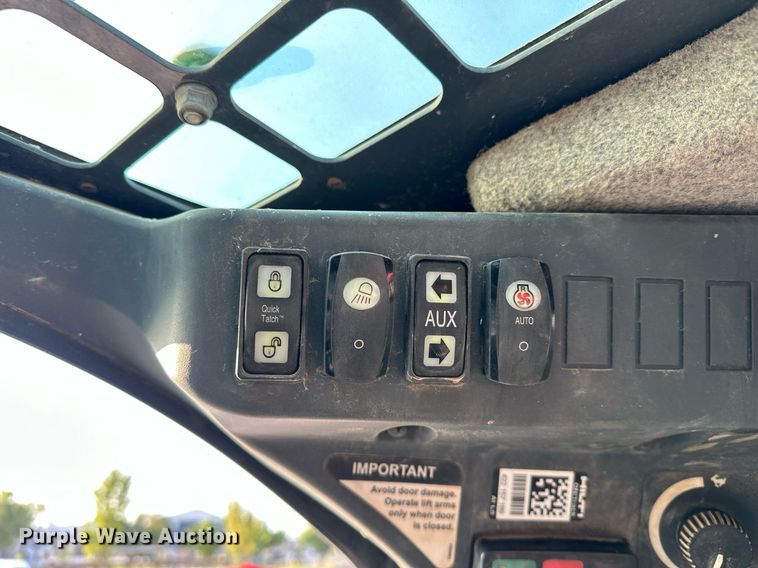 image for item EJ4894 2020 John Deere 333G tracked skid steer loader