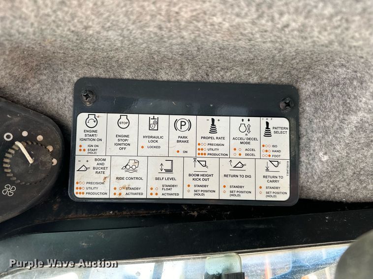 image for item EJ4894 2020 John Deere 333G tracked skid steer loader