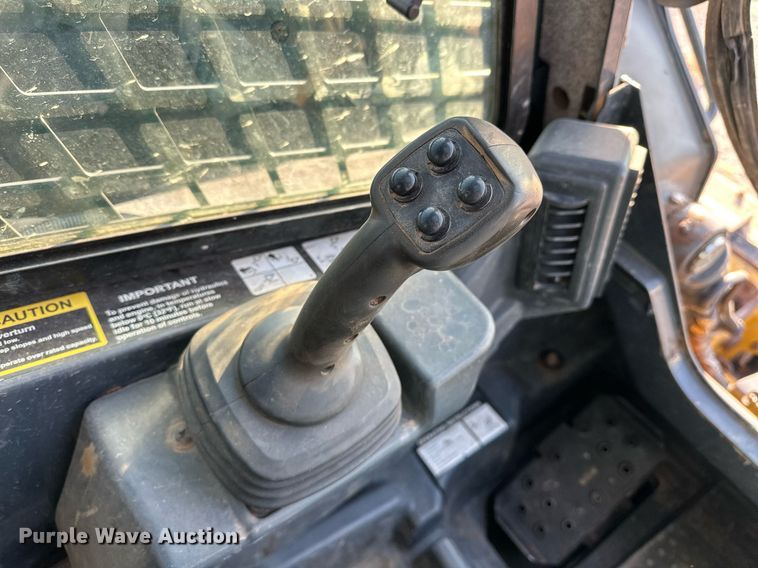 image for item EJ4894 2020 John Deere 333G tracked skid steer loader