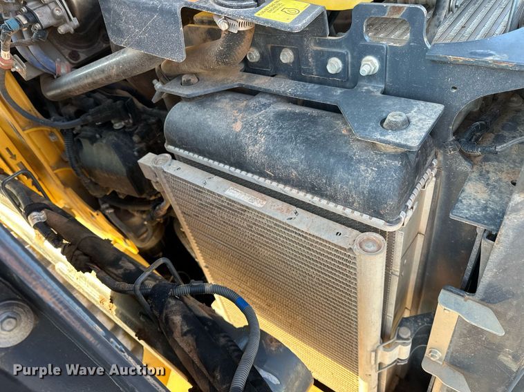 image for item EJ4894 2020 John Deere 333G tracked skid steer loader