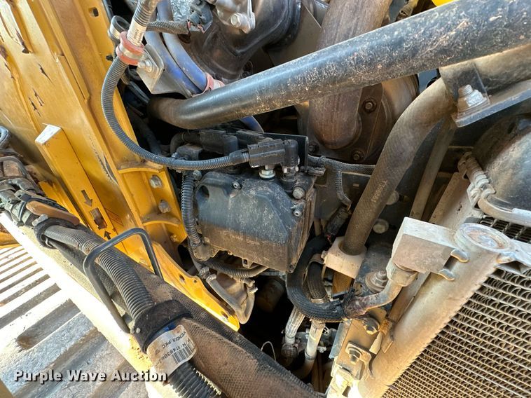 image for item EJ4894 2020 John Deere 333G tracked skid steer loader