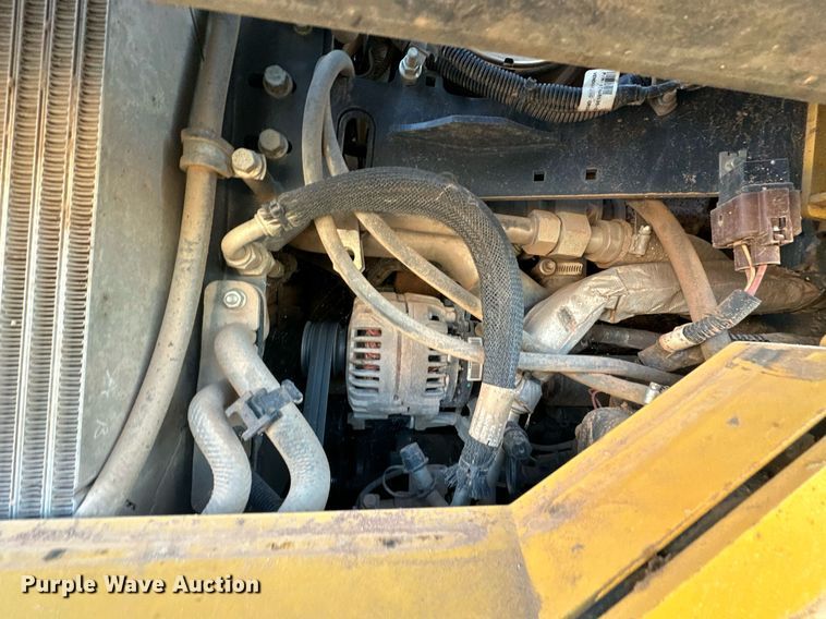 image for item EJ4894 2020 John Deere 333G tracked skid steer loader