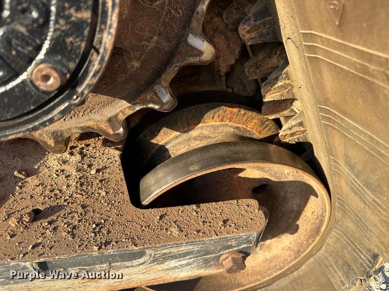 image for item EJ4894 2020 John Deere 333G tracked skid steer loader