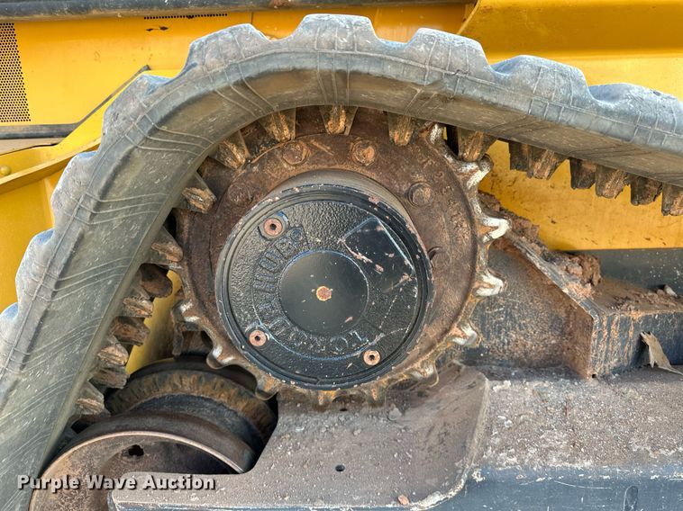 image for item EJ4894 2020 John Deere 333G tracked skid steer loader