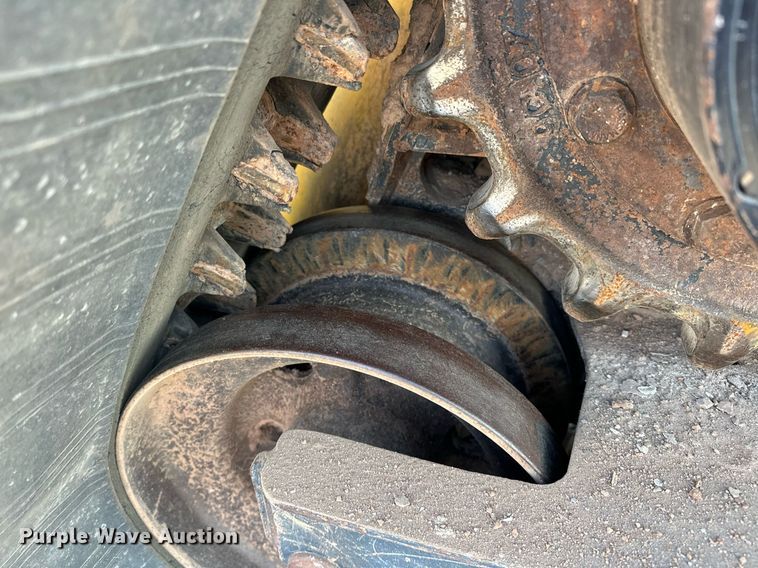 image for item EJ4894 2020 John Deere 333G tracked skid steer loader