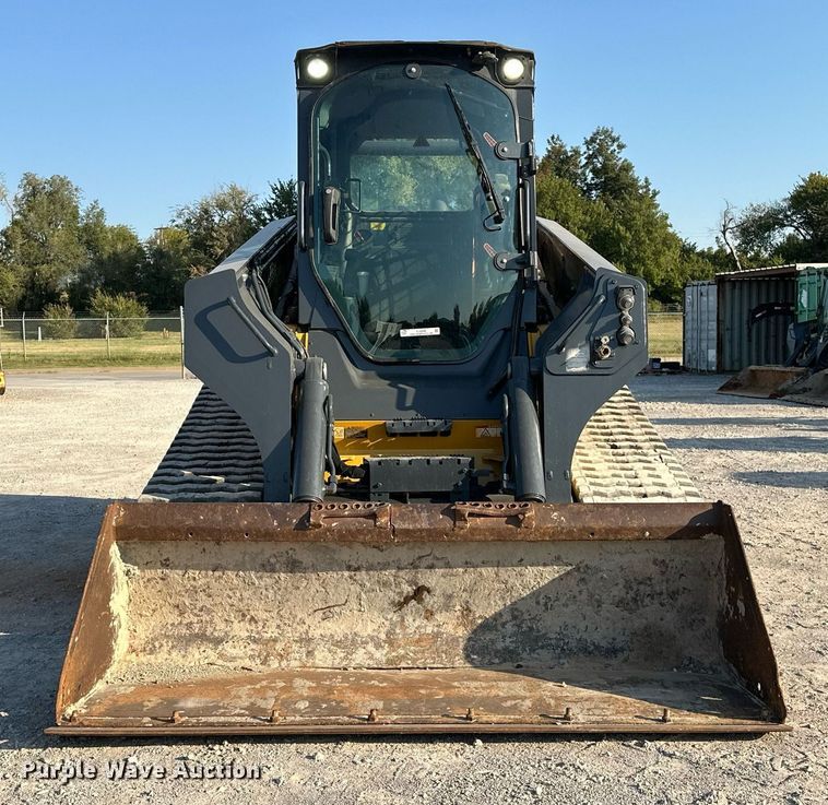 image for item EJ4895 2019 John Deere 333G tracked skid steer loader