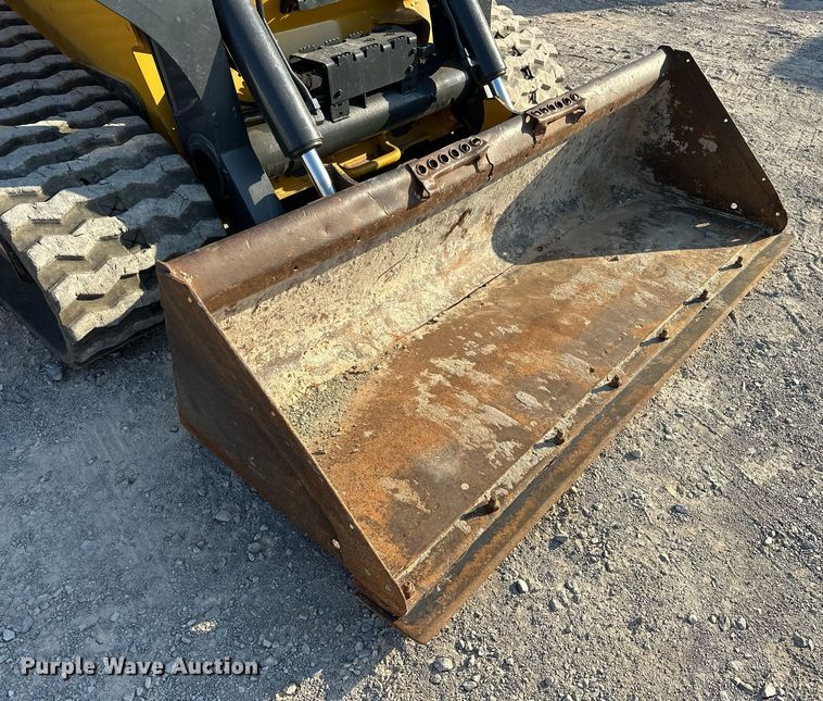 image for item EJ4895 2019 John Deere 333G tracked skid steer loader