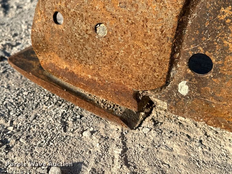 image for item EJ4895 2019 John Deere 333G tracked skid steer loader