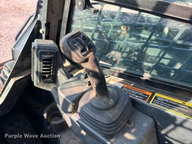 image for item EJ4895 2019 John Deere 333G tracked skid steer loader