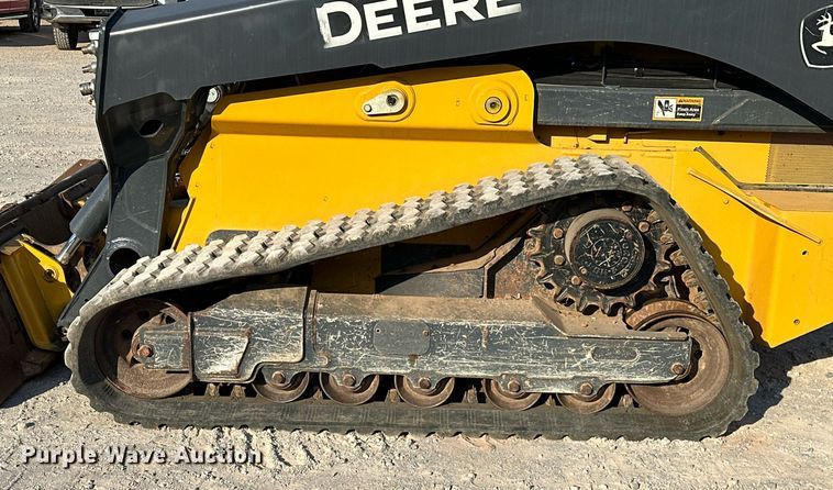 image for item EJ4895 2019 John Deere 333G tracked skid steer loader