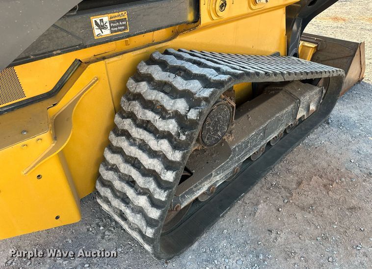 image for item EJ4895 2019 John Deere 333G tracked skid steer loader