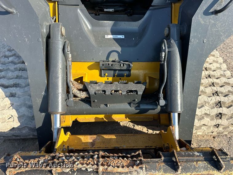 image for item EJ4896 2015 John Deere 333E tracked skid steer loader