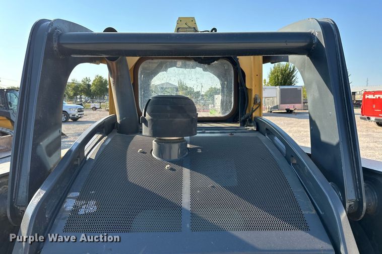 image for item EJ4896 2015 John Deere 333E tracked skid steer loader