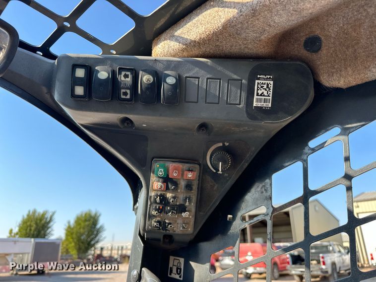 image for item EJ4896 2015 John Deere 333E tracked skid steer loader