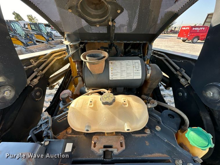 image for item EJ4896 2015 John Deere 333E tracked skid steer loader