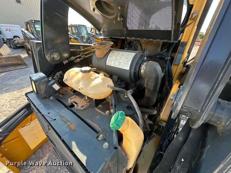 image for item EJ4896 2015 John Deere 333E tracked skid steer loader