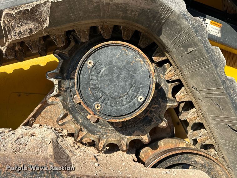 image for item EJ4896 2015 John Deere 333E tracked skid steer loader