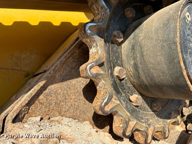 image for item EJ4896 2015 John Deere 333E tracked skid steer loader