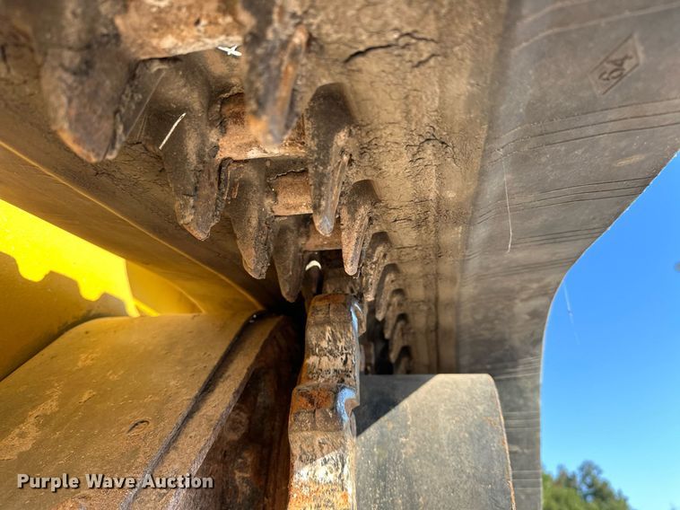 image for item EJ4896 2015 John Deere 333E tracked skid steer loader