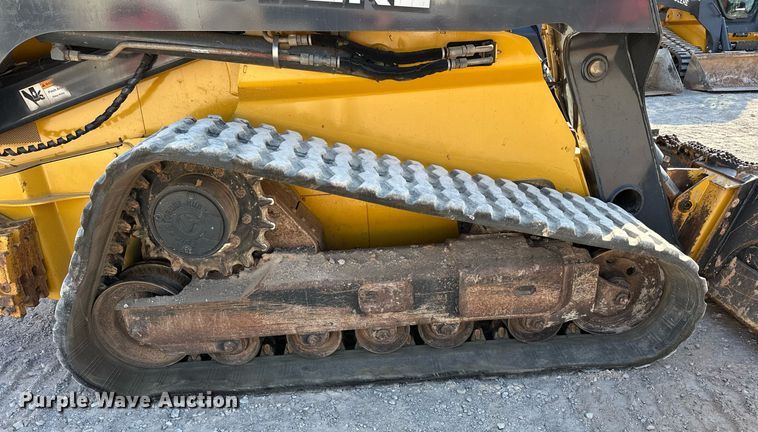 image for item EJ4896 2015 John Deere 333E tracked skid steer loader