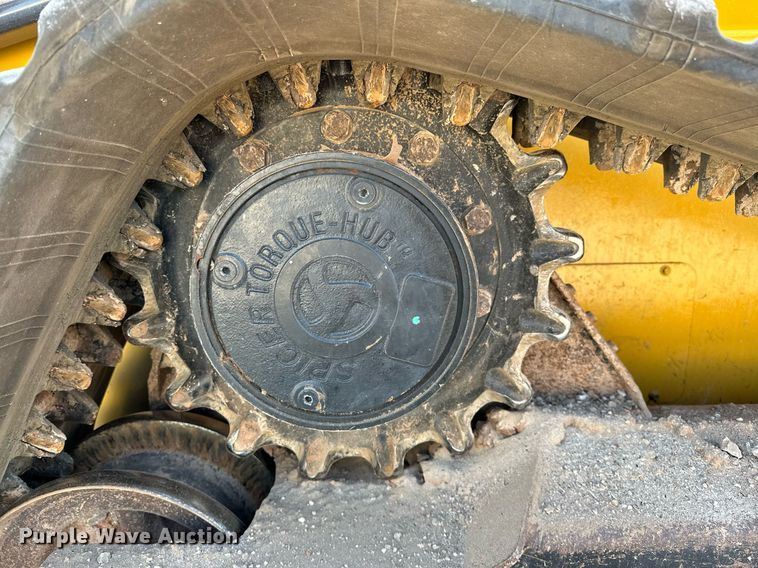 image for item EJ4896 2015 John Deere 333E tracked skid steer loader