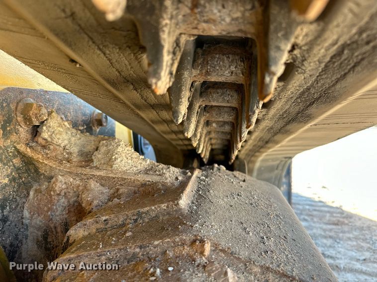 image for item EJ4896 2015 John Deere 333E tracked skid steer loader