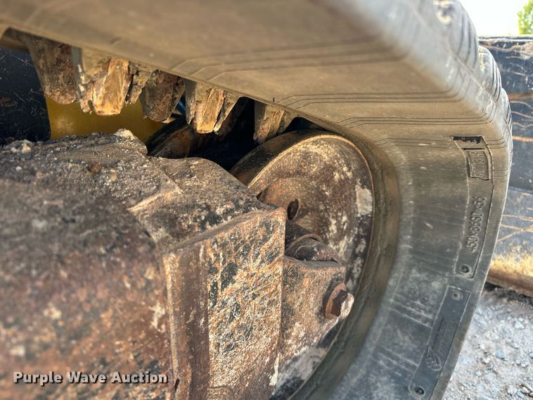 image for item EJ4896 2015 John Deere 333E tracked skid steer loader