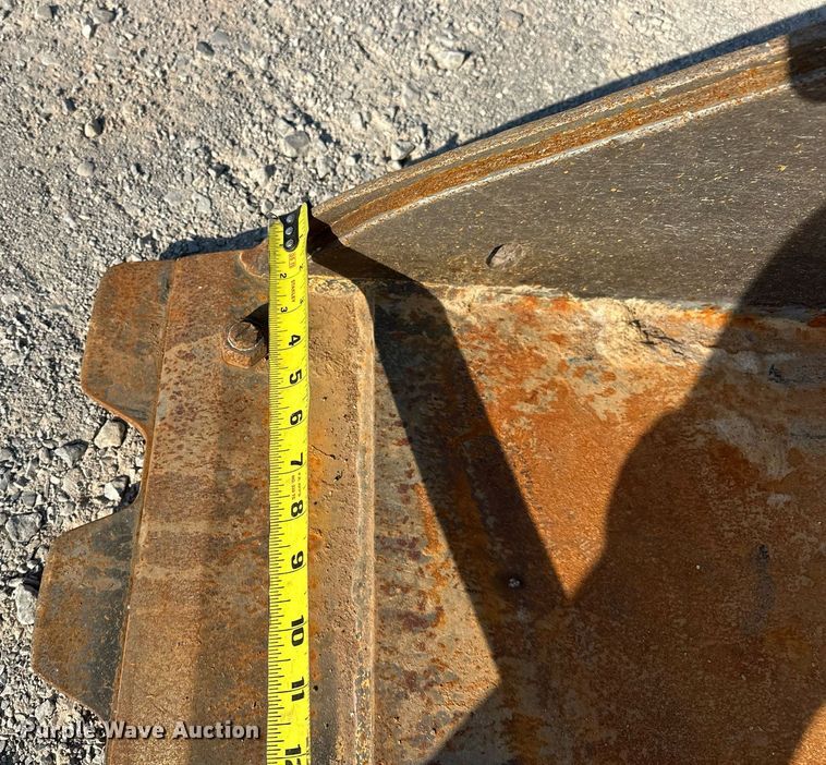 image for item EJ4897 2019 John Deere 333G tracked skid steer loader