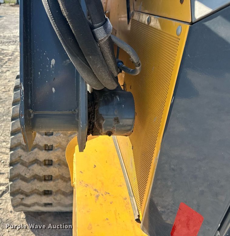 image for item EJ4897 2019 John Deere 333G tracked skid steer loader