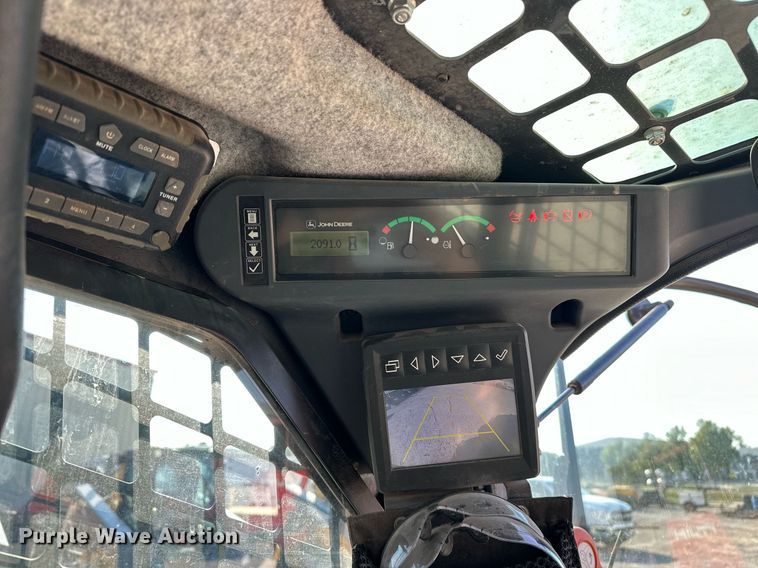 image for item EJ4897 2019 John Deere 333G tracked skid steer loader