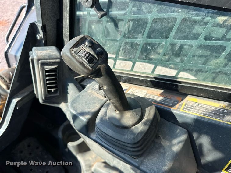 image for item EJ4897 2019 John Deere 333G tracked skid steer loader