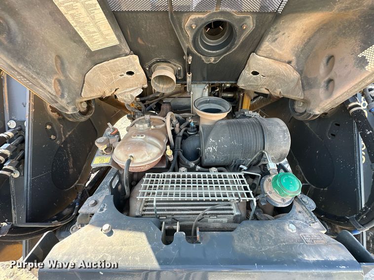 image for item EJ4897 2019 John Deere 333G tracked skid steer loader