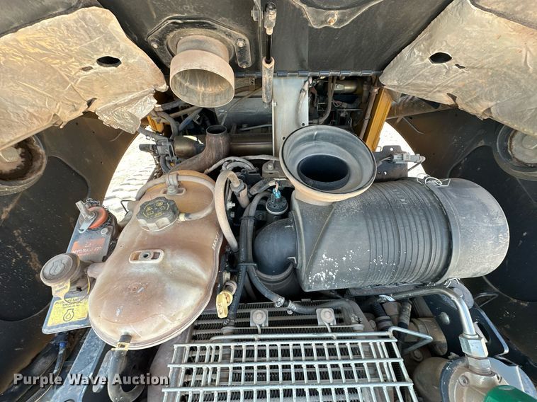 image for item EJ4897 2019 John Deere 333G tracked skid steer loader