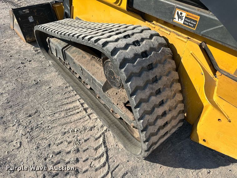 image for item EJ4897 2019 John Deere 333G tracked skid steer loader