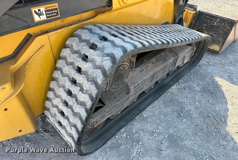 image for item EJ4897 2019 John Deere 333G tracked skid steer loader