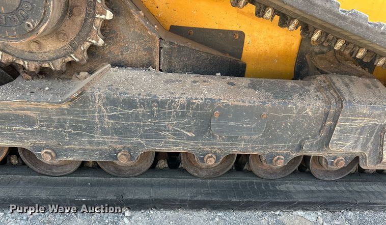 image for item EJ4897 2019 John Deere 333G tracked skid steer loader