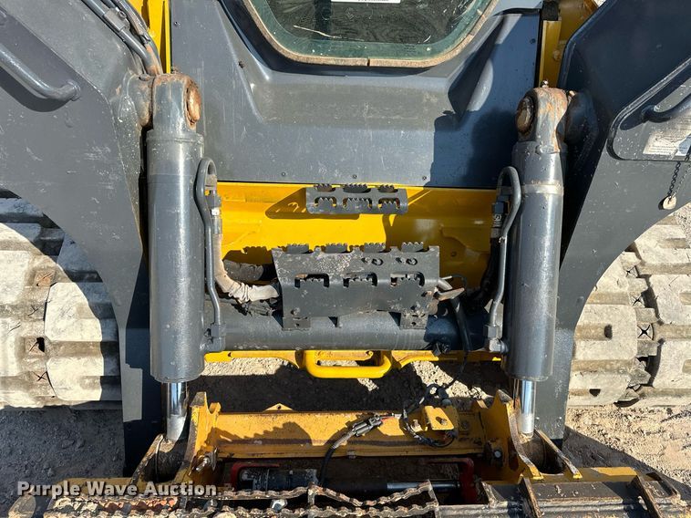 image for item EJ4898 2019 John Deere 333G tracked skid steer loader