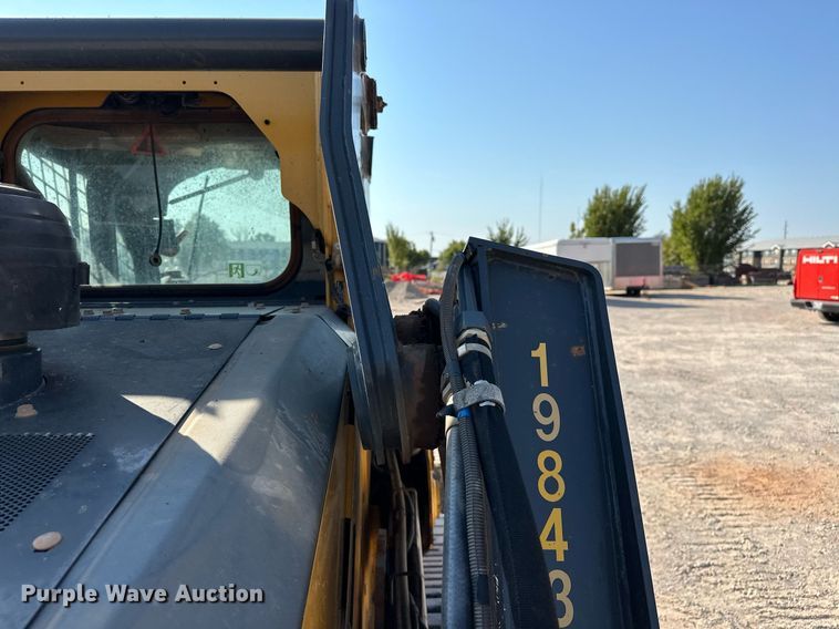 image for item EJ4898 2019 John Deere 333G tracked skid steer loader