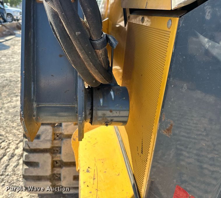 image for item EJ4898 2019 John Deere 333G tracked skid steer loader