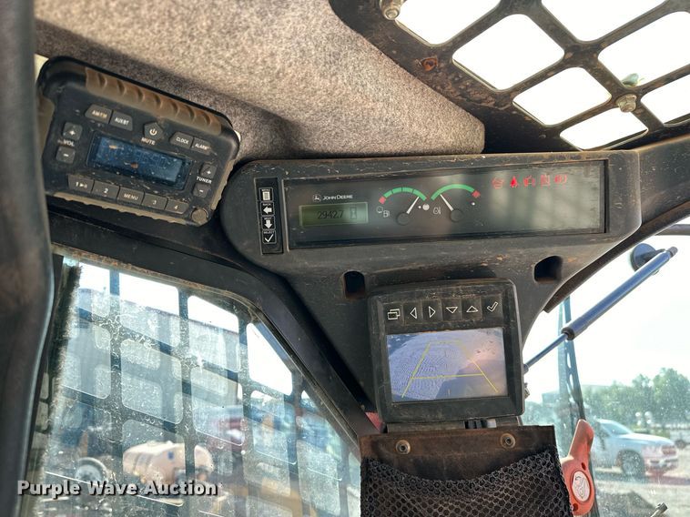 image for item EJ4898 2019 John Deere 333G tracked skid steer loader