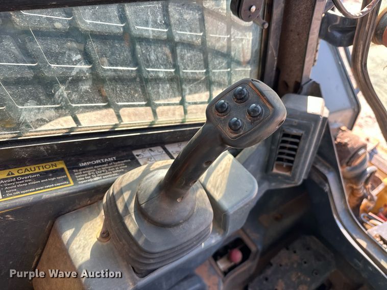 image for item EJ4898 2019 John Deere 333G tracked skid steer loader