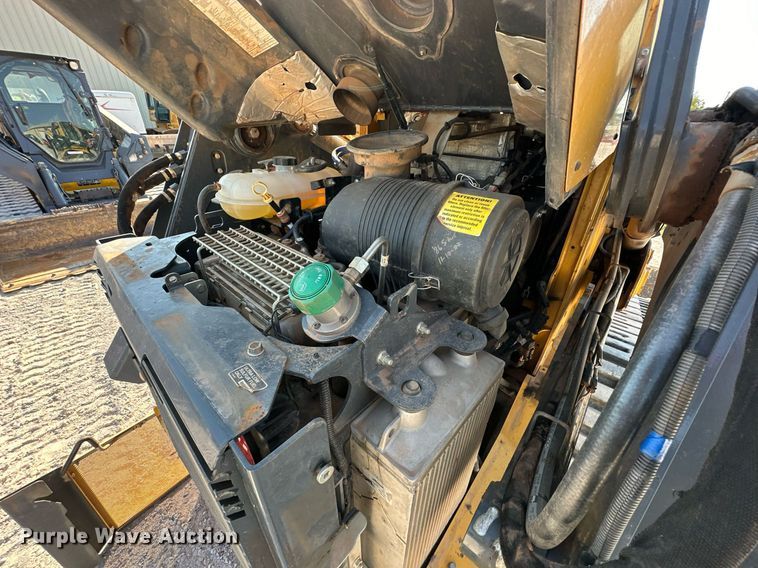 image for item EJ4898 2019 John Deere 333G tracked skid steer loader