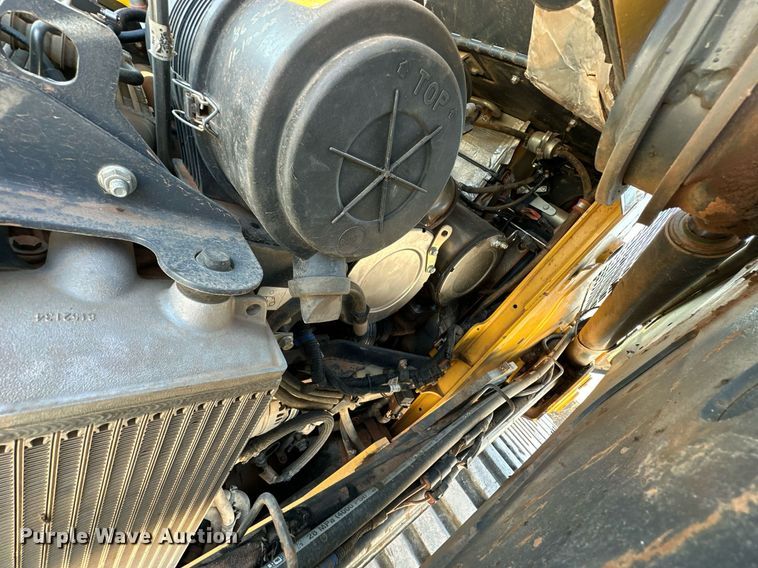 image for item EJ4898 2019 John Deere 333G tracked skid steer loader