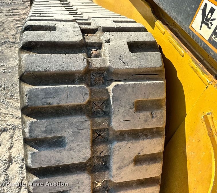 image for item EJ4898 2019 John Deere 333G tracked skid steer loader