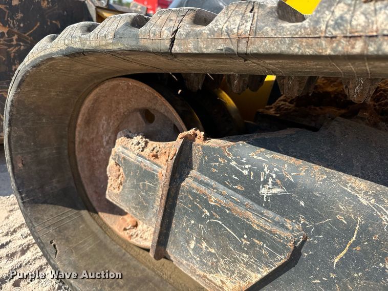 image for item EJ4898 2019 John Deere 333G tracked skid steer loader