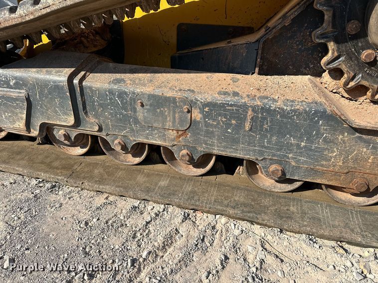 image for item EJ4898 2019 John Deere 333G tracked skid steer loader