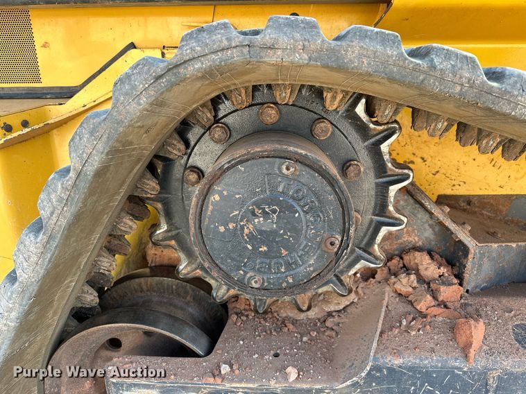 image for item EJ4898 2019 John Deere 333G tracked skid steer loader