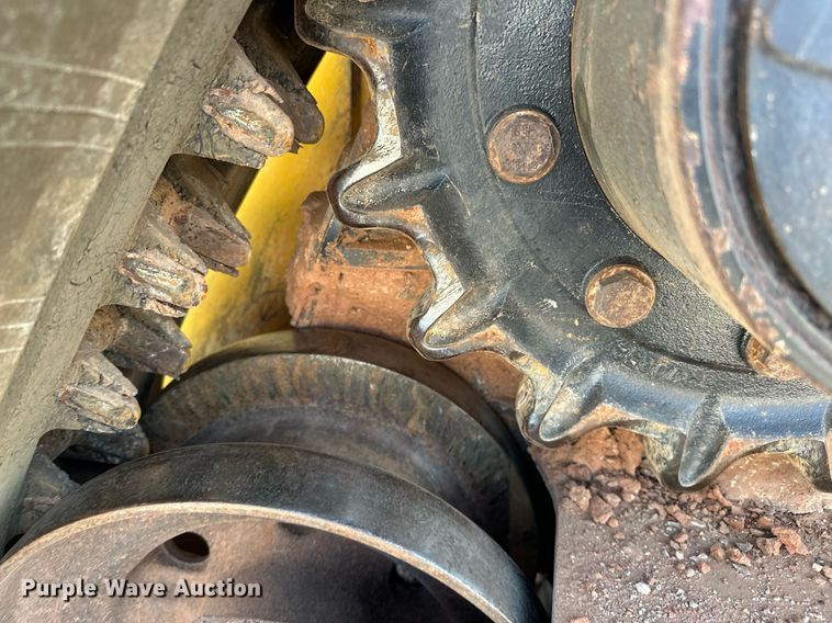 image for item EJ4898 2019 John Deere 333G tracked skid steer loader